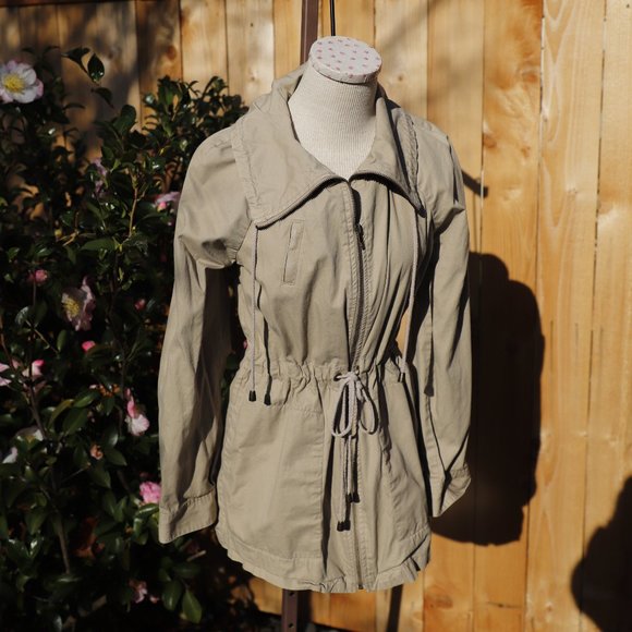 Forever 21 Anorak Style Coat - Picture 1 of 7